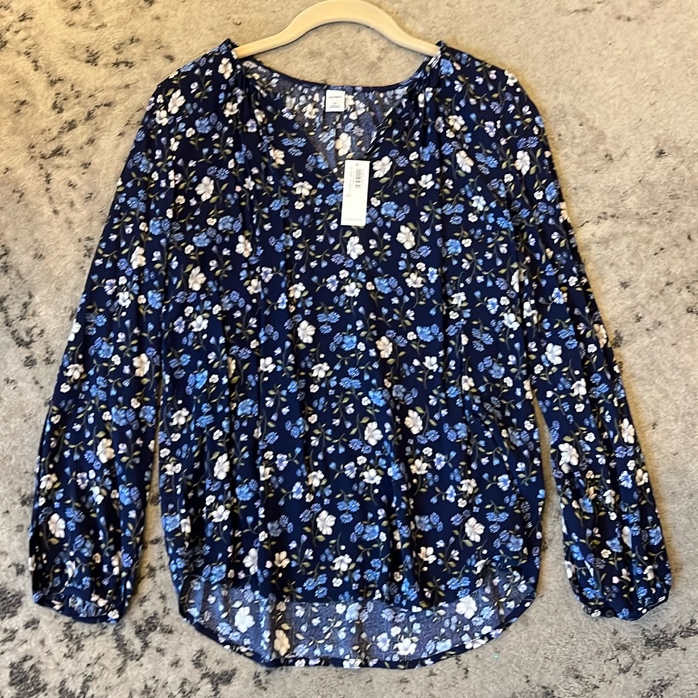 NWT Old Navy Navy Floral Blouse